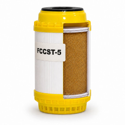 Změkčovací vložka FCCST5 5" – ilustrační řez s iontoměničovou pryskyřicí