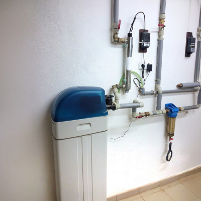 Instalovaný změkčovač vody AquaSoftener 350 - reference